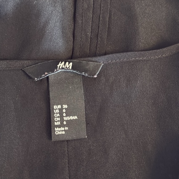 H & M Animal Print Tank Blouse - Picture 2 of 2